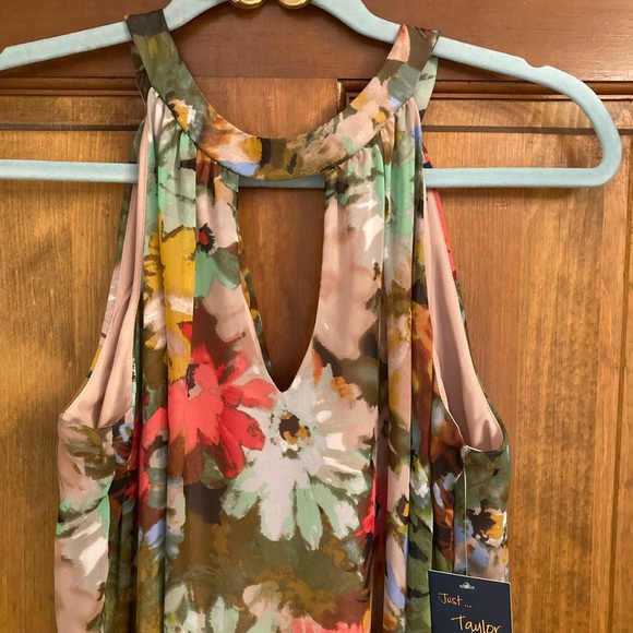 Halter style, long sundress. New with tag, beautiful floral print. - Picture 4 of 6